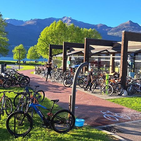 Villa Iris -Pet Friendly Stay - Garden - Private Parking- Bike Friendly Holiday House Colico Exteriör bild