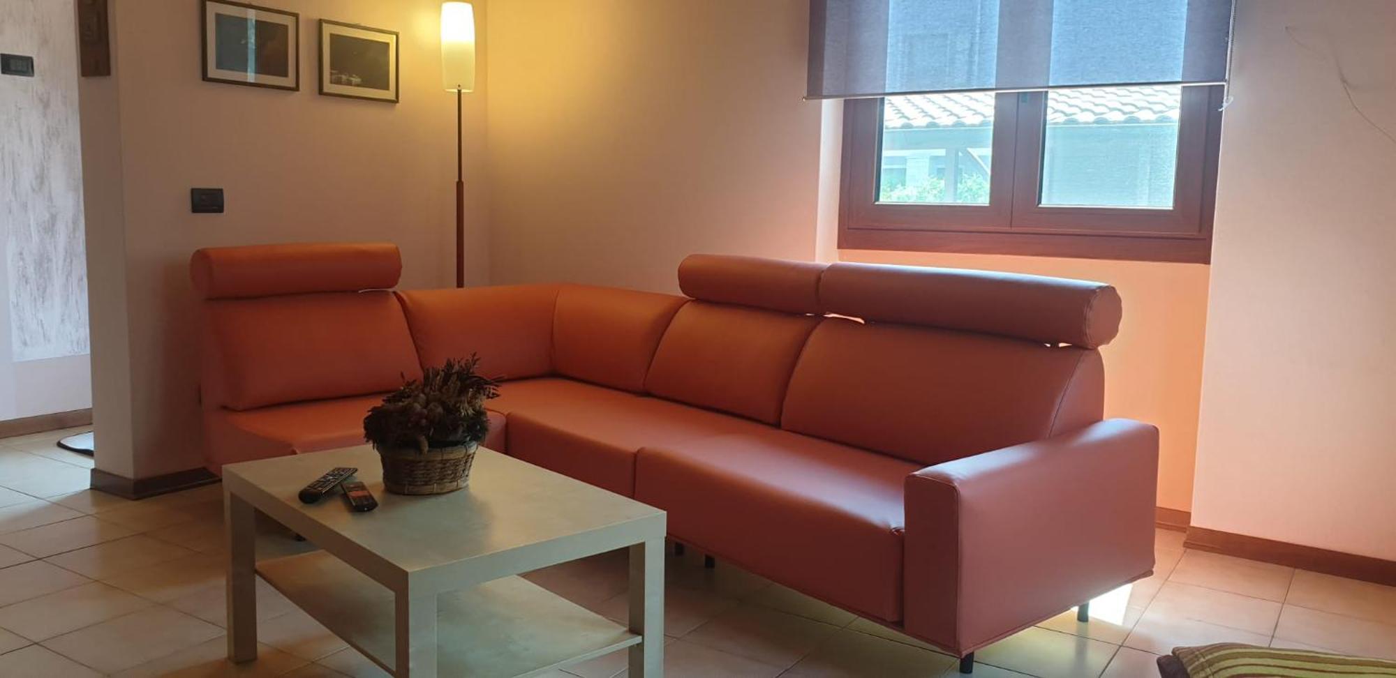 Villa Iris -Pet Friendly Stay - Garden - Private Parking- Bike Friendly Holiday House Colico Exteriör bild