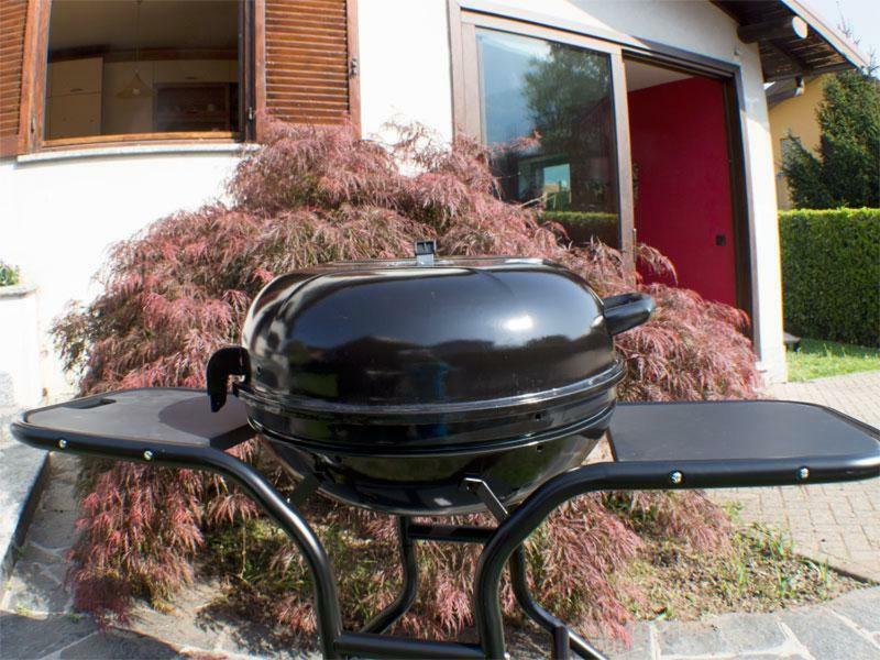 Villa Iris -Pet Friendly Stay - Garden - Private Parking- Bike Friendly Holiday House Colico Exteriör bild